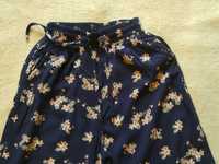 Spodnie damskie w kwiaty z wiskozy