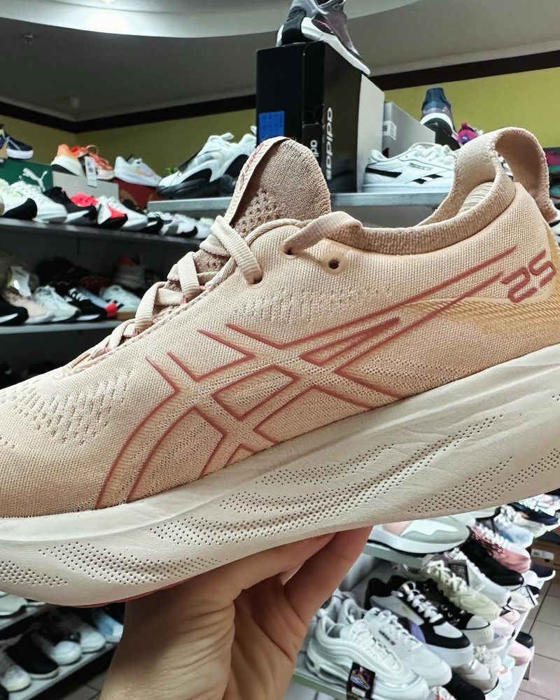 Кросівки для бігу ASICS Gel- nimbus 25