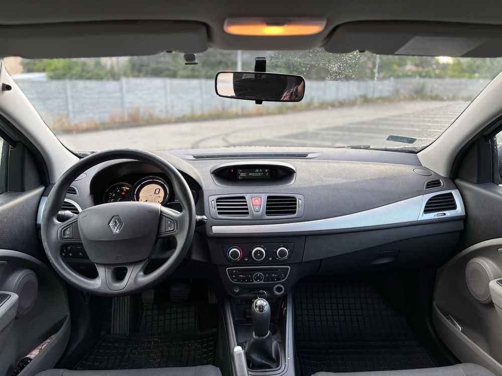 Renault megane 1.5dci(fabrczynie bez dpf i dwumasy) OC i PT maj 2026r