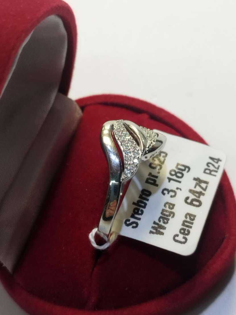 Srebrny , nowy pierścionek p.925 rozmiar 24 , Lombard Madej sc