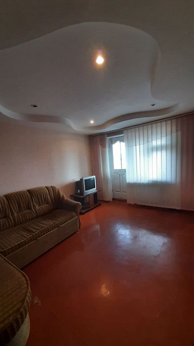 ЦіНУ ЗНИЖЕНО! ШКІЛЬНИЙ! Продам квартиру 3х кімнатну з автономним опале