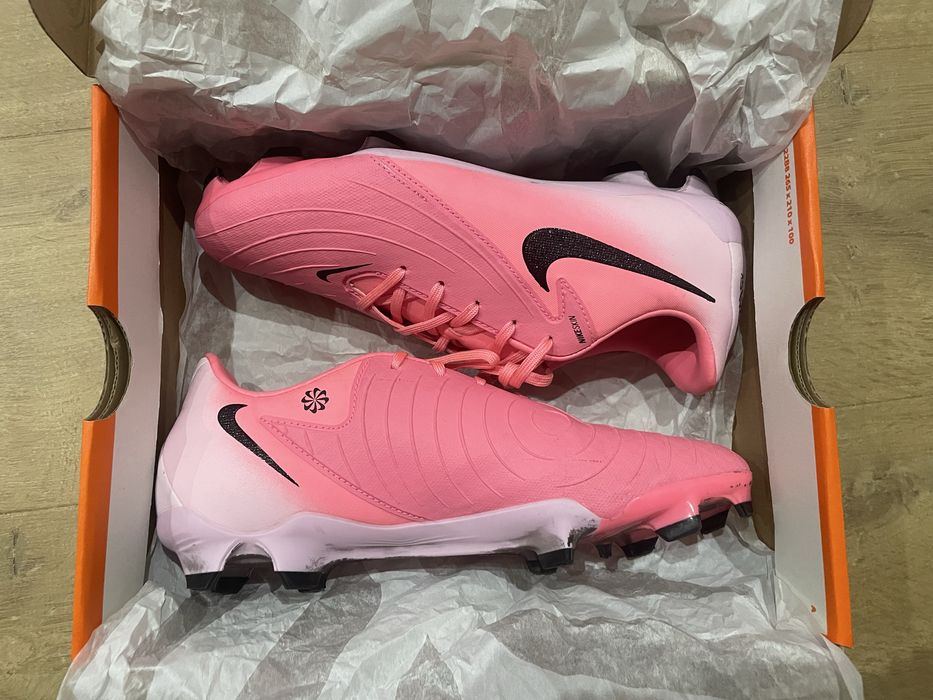 Chuteiras Nike PHANTOM