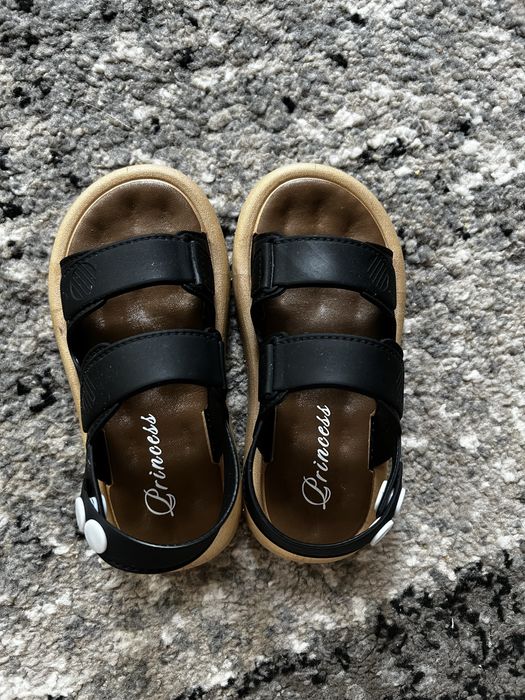 Босоніжки дитячі сандалі