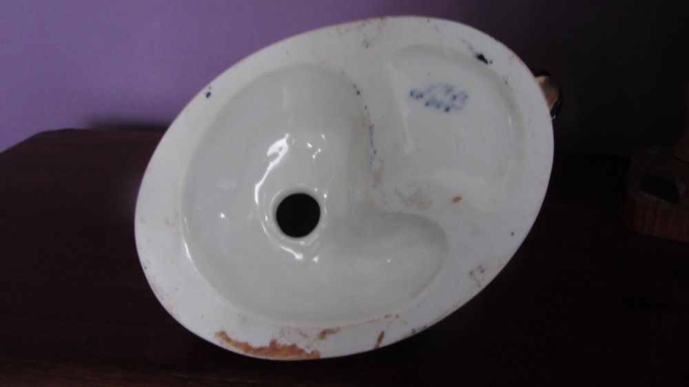 Figurka porcelana Bokser lata 60 XX w. SYGNOWANY