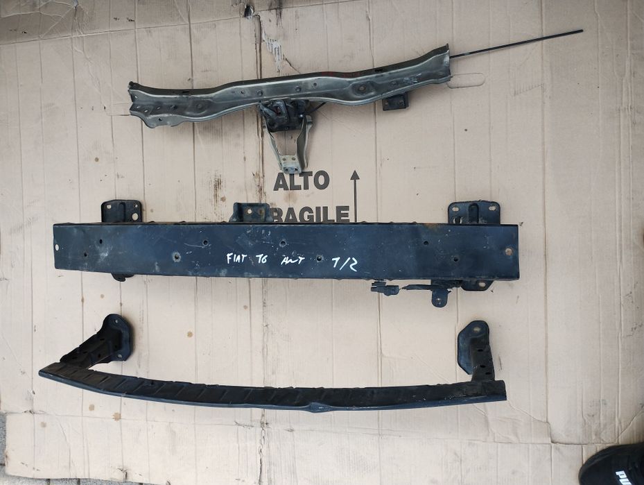 Belka czołowa belki do Fiata Sedici Suzuki SX4 komplet