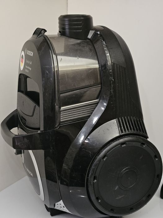 Пилосос BOSCH Series 4 на 2000Вт контейнерний/безмішковий