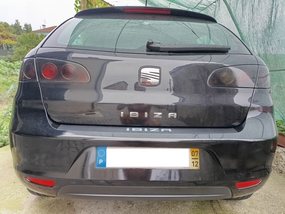 Seat Ibiza excelente estado e poucos kms