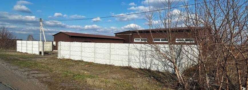 Виробнича база. Оформлення під будь які потреби. Є опалення.