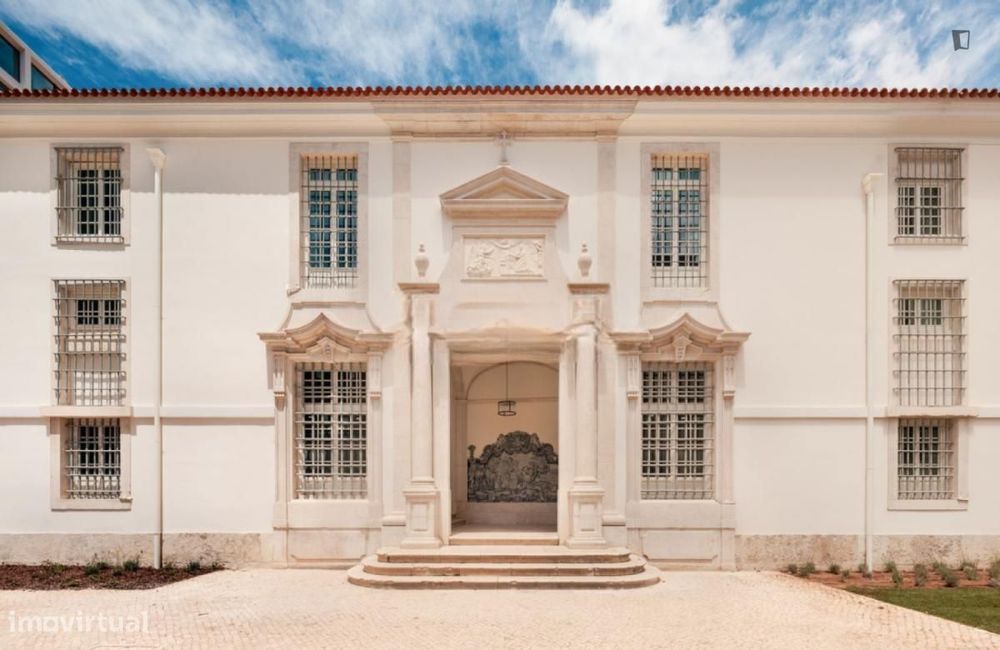 Residência com 75 quartos - localizado em Picoas Lisbon