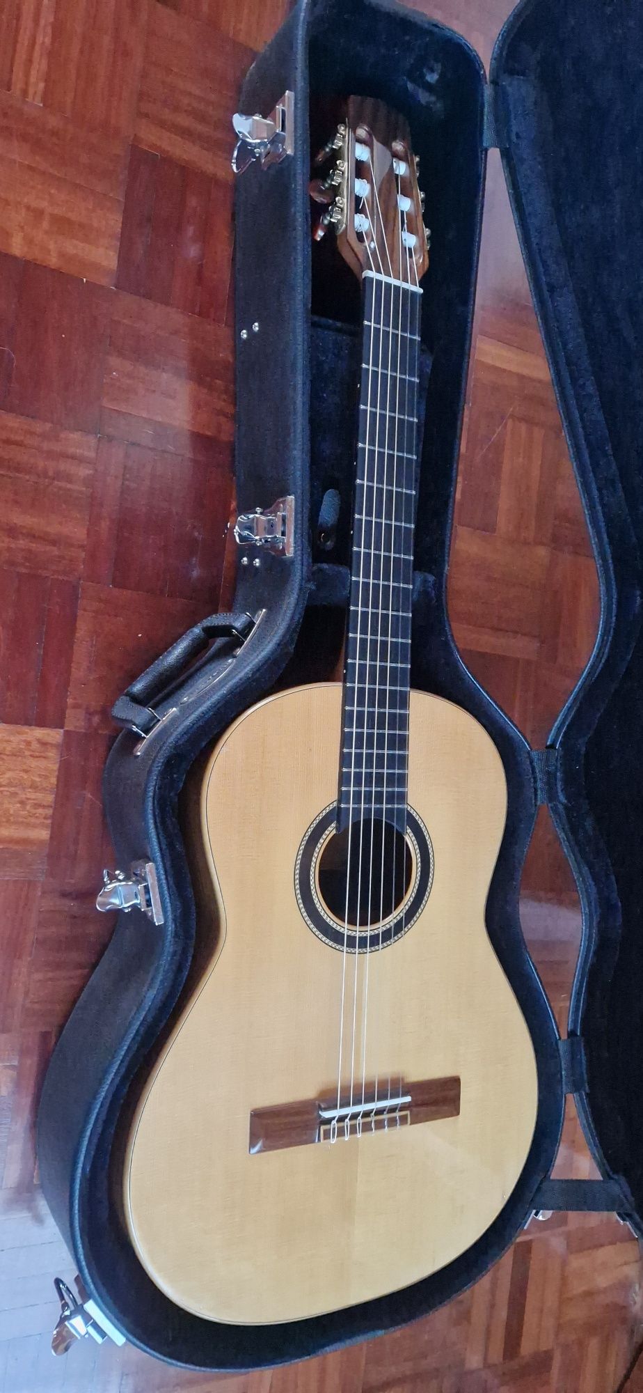 Guitarra clássica Gerónimo Mateos Modelo Escorial