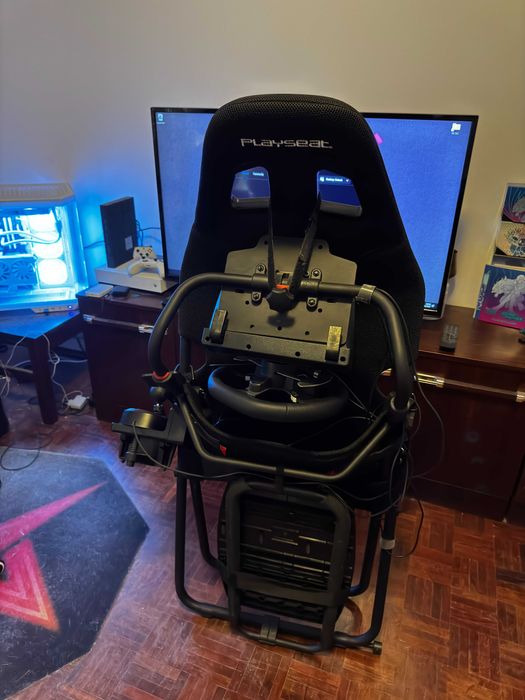 Conjunto Volante G920 + Pedais + Shifter + Cadeira Playseat Challenge