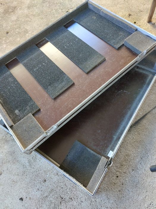 Flight case 122x80x20