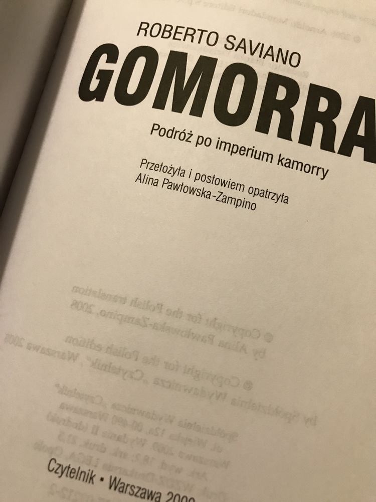 Książka non fiction Gomorra Podróż po imperium kamorry Roberto Saviano