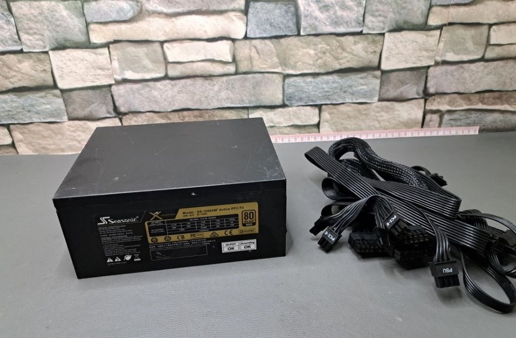Блок живлення Seasonic SS-1050XM2 (Gold 1050W)