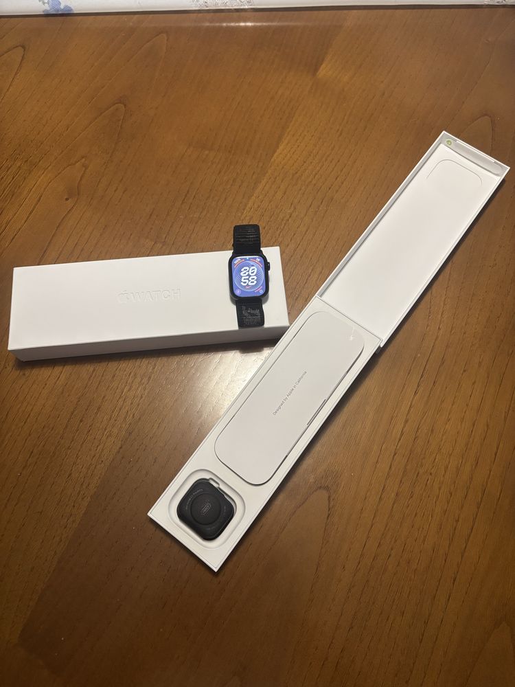 Apple Watch S9 41mm (ainda com 2 anos de garantia)