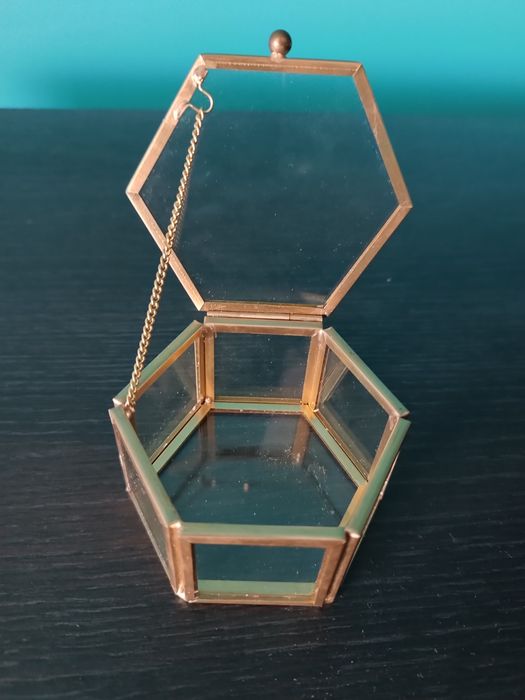 Szklana szkatułka pudełko na obrączki