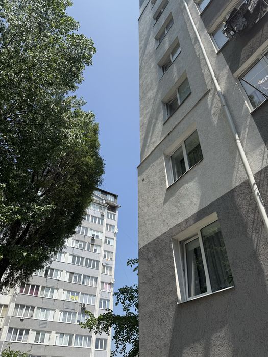 Продаж гаража в Парковій Алеі