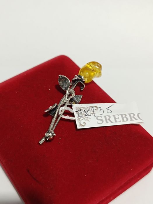 Srebrna broszka liście i róża z cytrynowego bursztynu, srebro 925