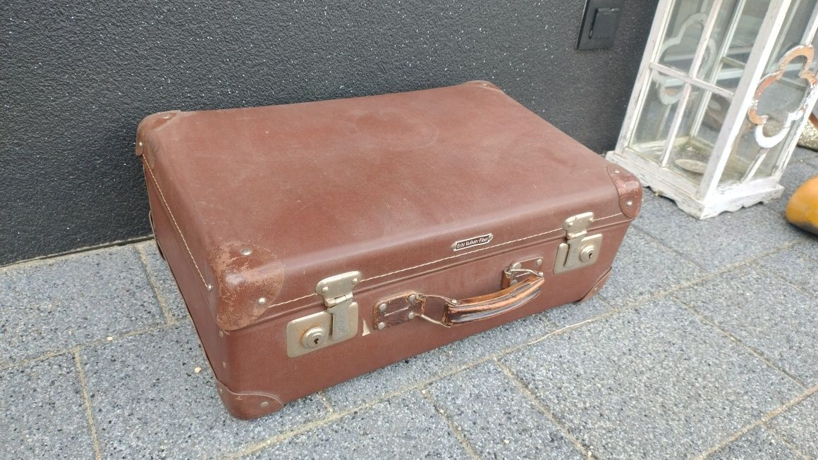 Stara walizka poniemiecka przedwojenna