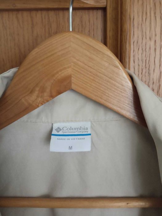 Куртка  вітровка жіноча  COLUMBIA