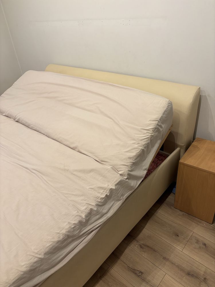 Łóżko 180x200 z pojemnikiem i podnoszonym zagłówkiem
