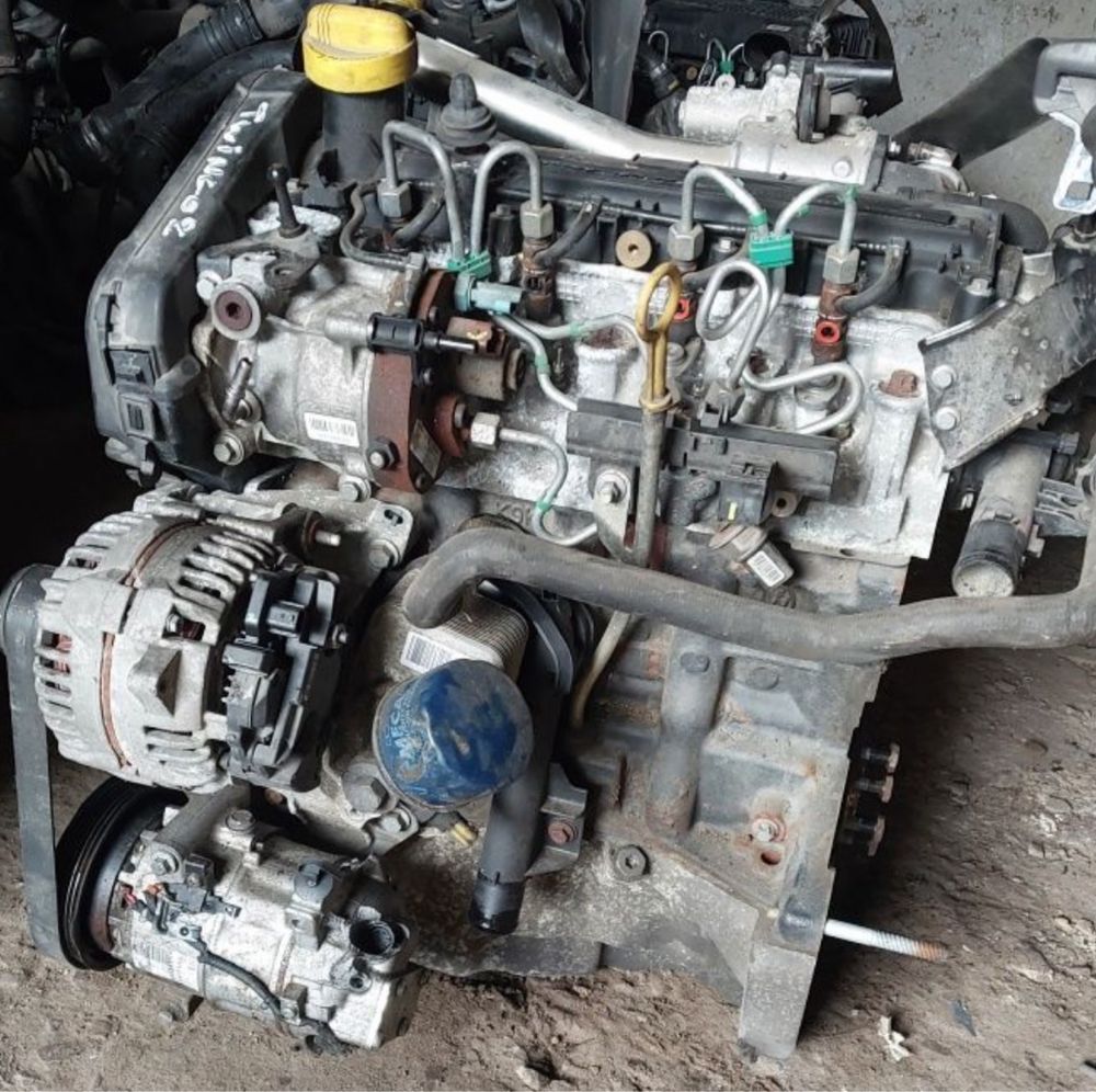 Двигун 1.5 dci K9K Euro 4 Стартер Спереду Renault Nissan Рено Dacia