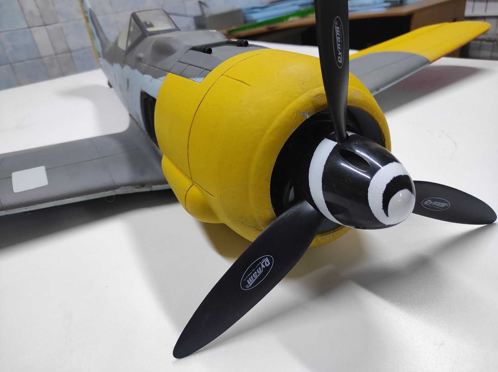 RC модель самолета FW-190