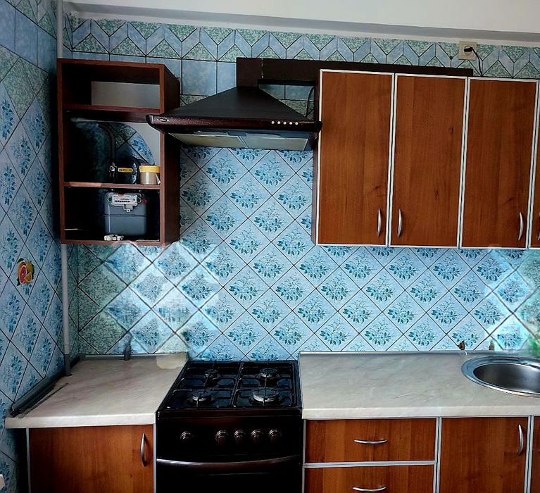 Предлагаем к приобретению 1 кв в центре Космоса. 7/9.