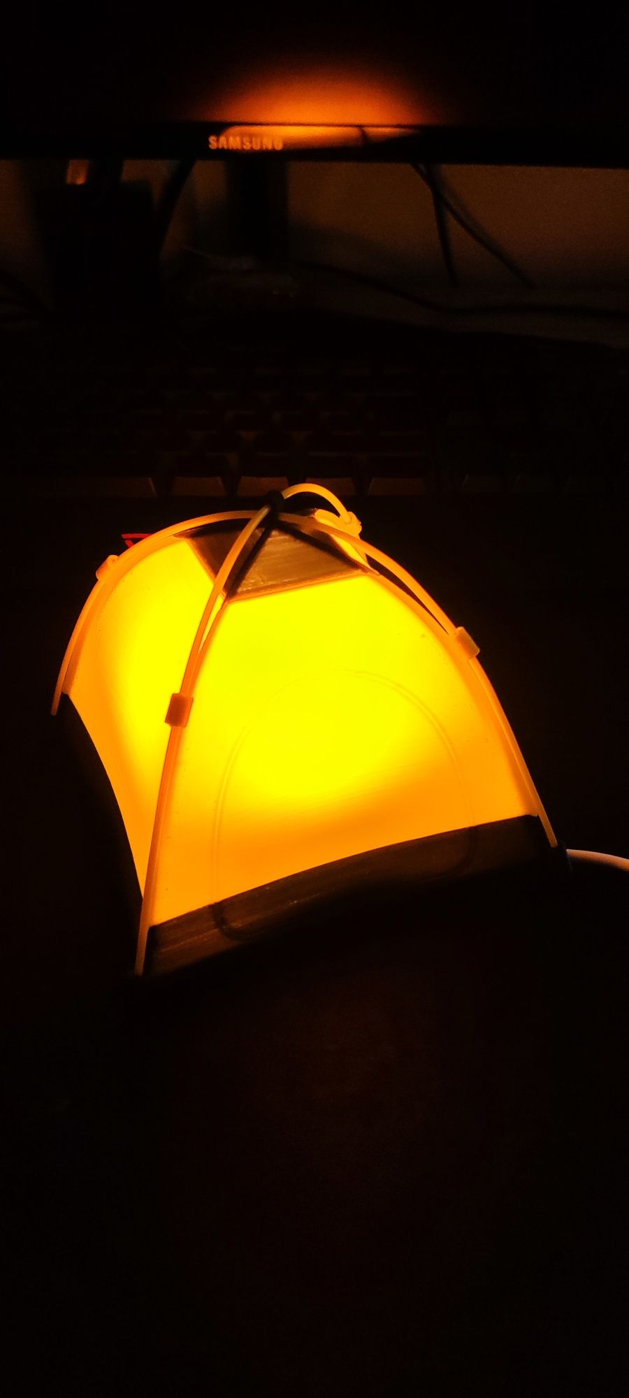 Ekskluzywna lampa namiot, do namiotu lub kamperu