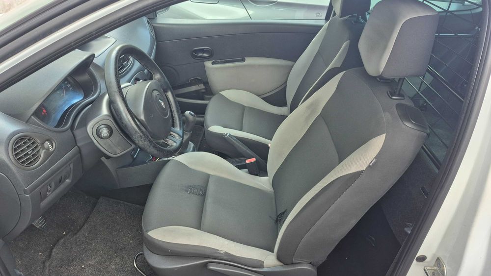 Renault clio dci 1.5 em bom estado