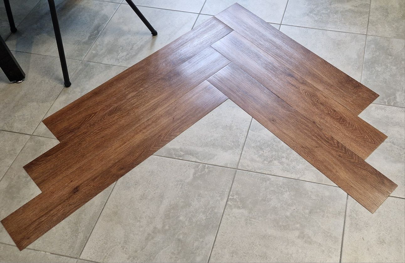Panele vinylowe, lvt