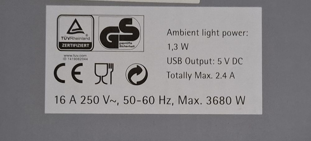 WMF Ambient Multi-Stecker Pro – listwa zasilająca z USB i podświetleni