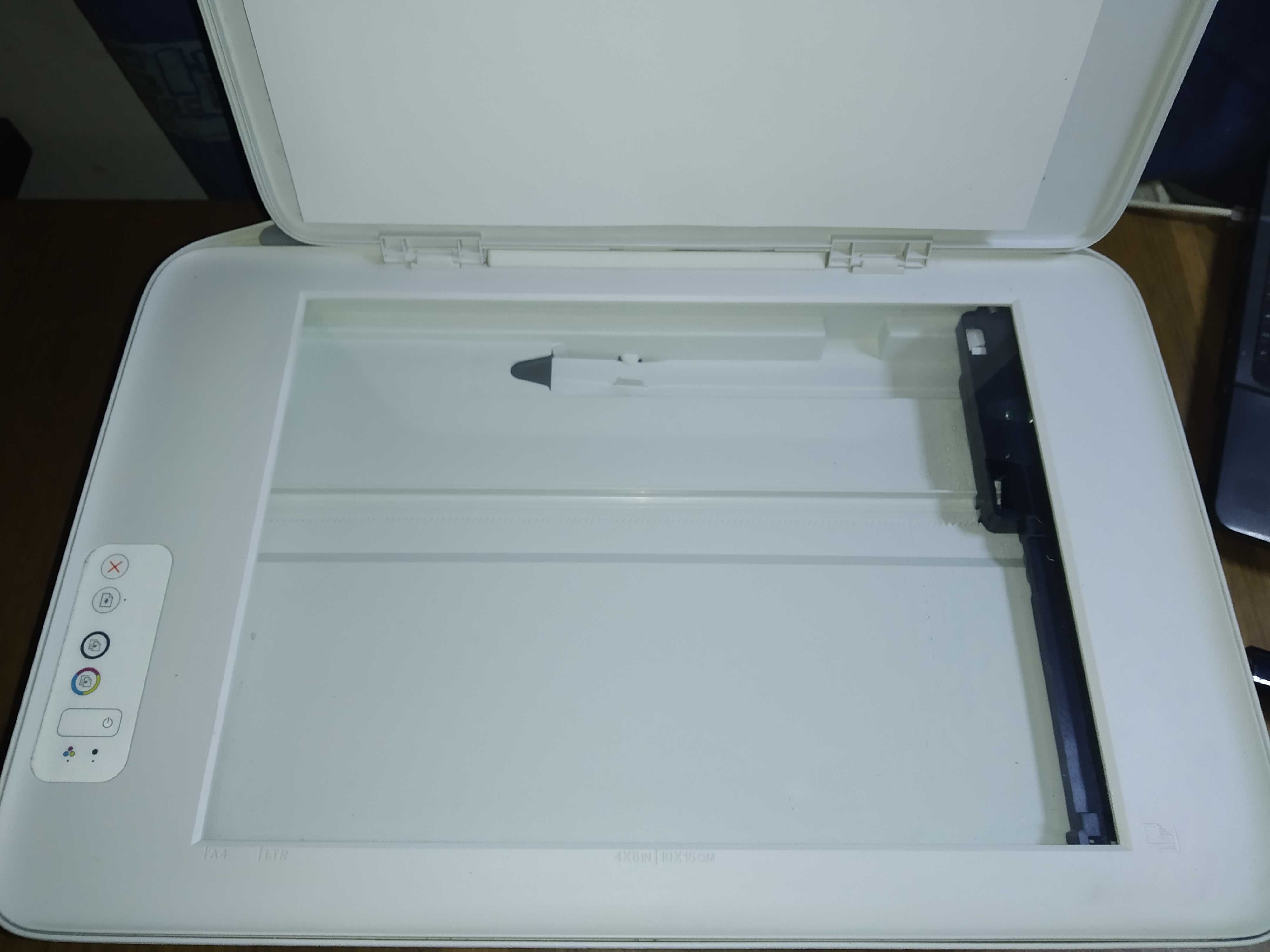 МФУ HP DeskJet 2130