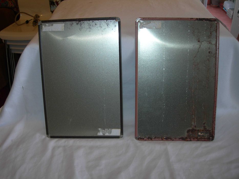 Placas, chapas, metálicas para decoração.