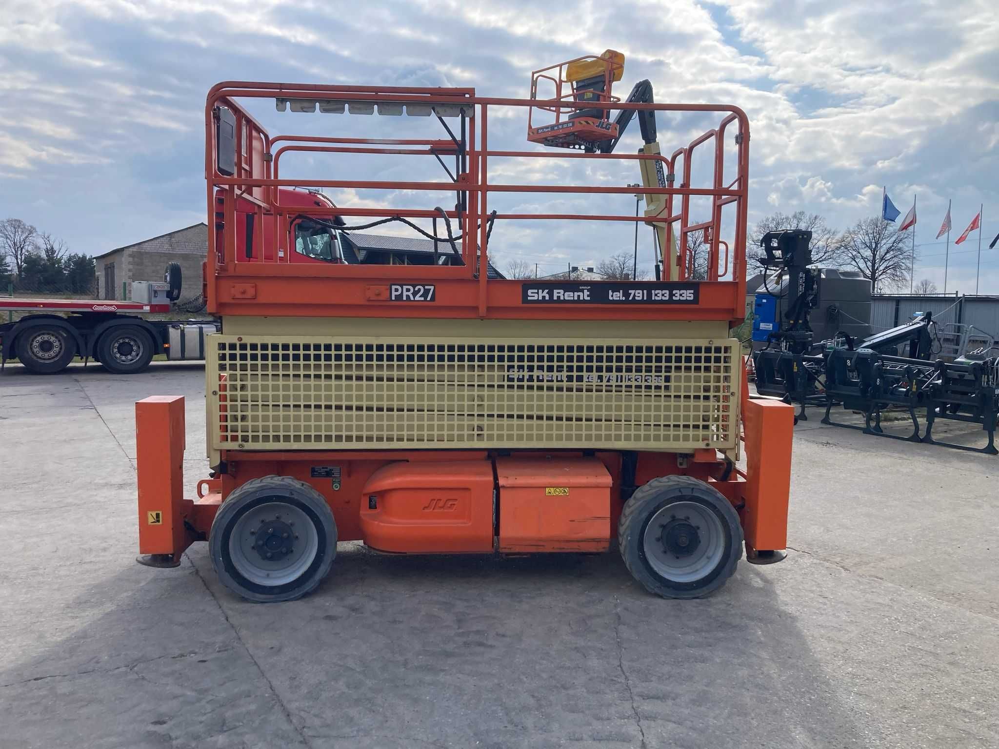 JLG M3369 Podest Nożycowy Podnośnik 12 M Genie Haulotte Nowe Baterie