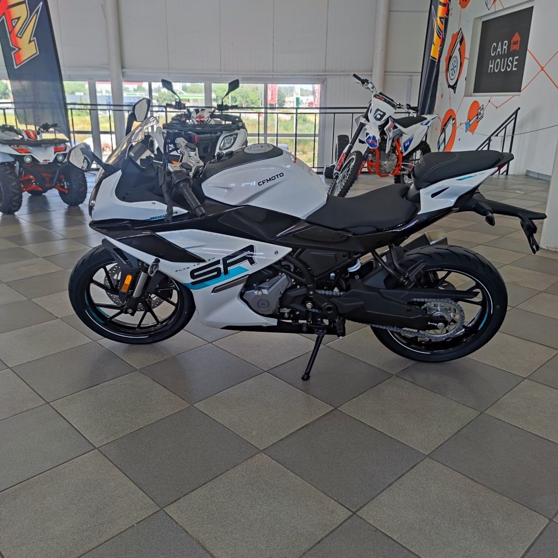 Мотоцикл CFMoto 300