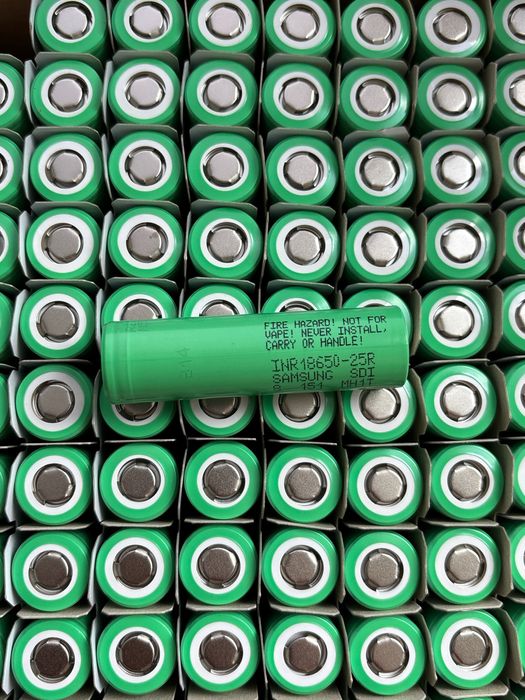 Нові 2500-2700мAh Високотокові Samsung 25R для інструменту  18650
