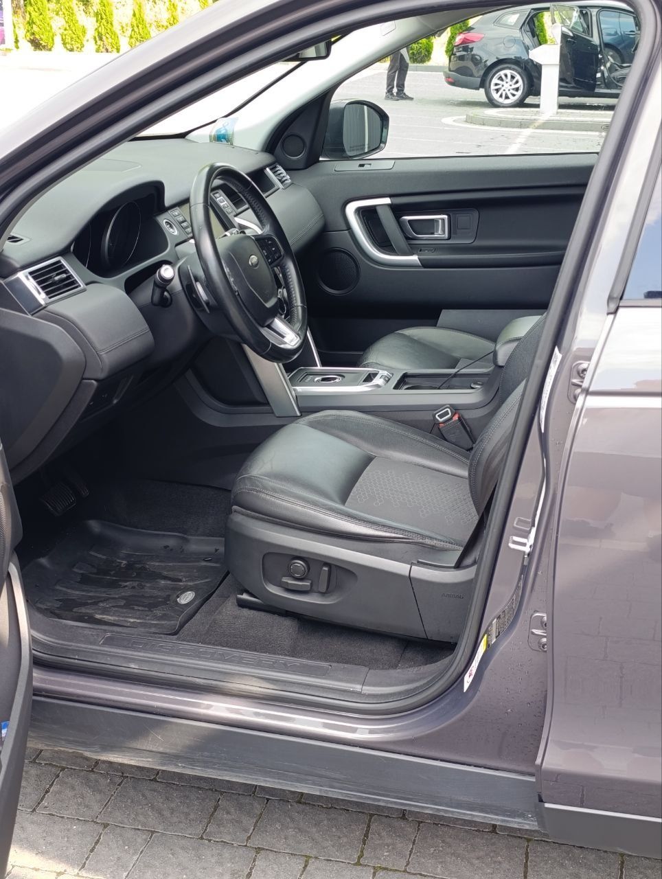 LAND-ROVER discovery