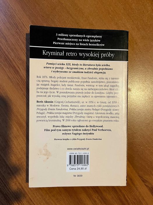 Akunin ; Azazel ; kryminał