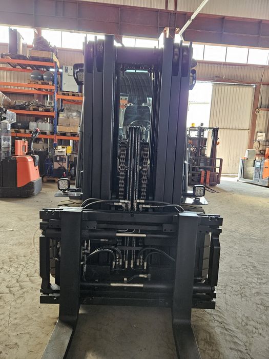 Навантажувач Toyota 5 т газ/бензин. Вилочный погрузчик Toyota 5 т