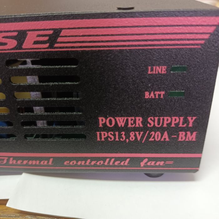 Блок питания для р/станций IPS 13,8V/20А -ВМ с ЗУ для  акумулятора 12В