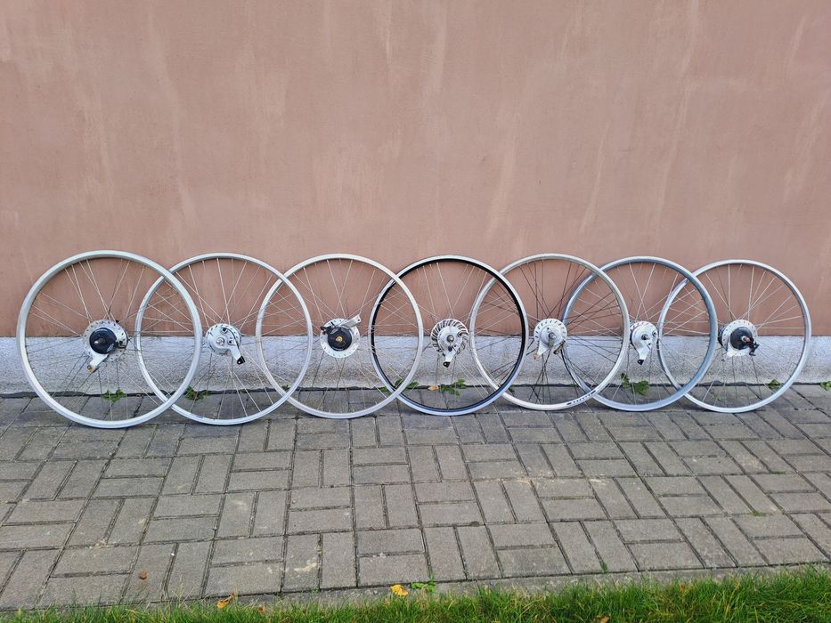 Велосипедні колеса 28" з  планетарною втулкою nexus-8 на ролерних галь