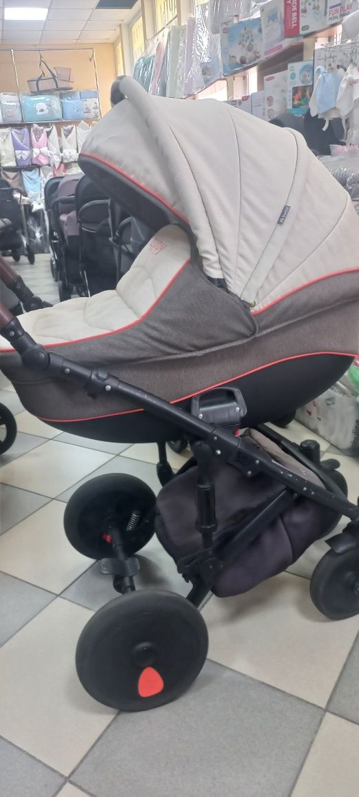 Коляска 3в1 Tutis Zippy