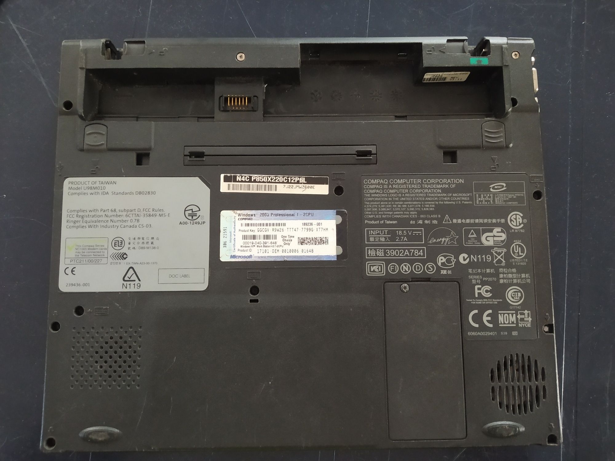 Portátil COMPAQ Evo N400c Pentium III