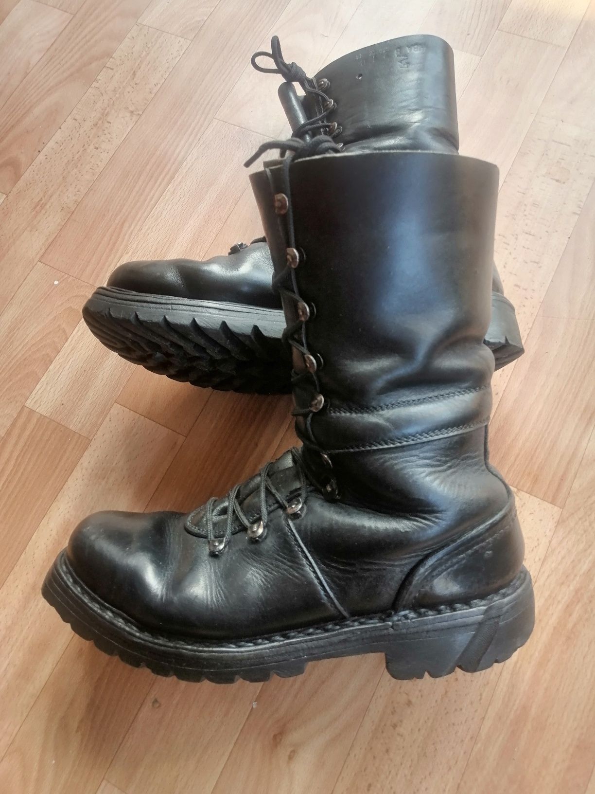 Австрийские армейские ботинки,тяжелые (Schwerschuh).