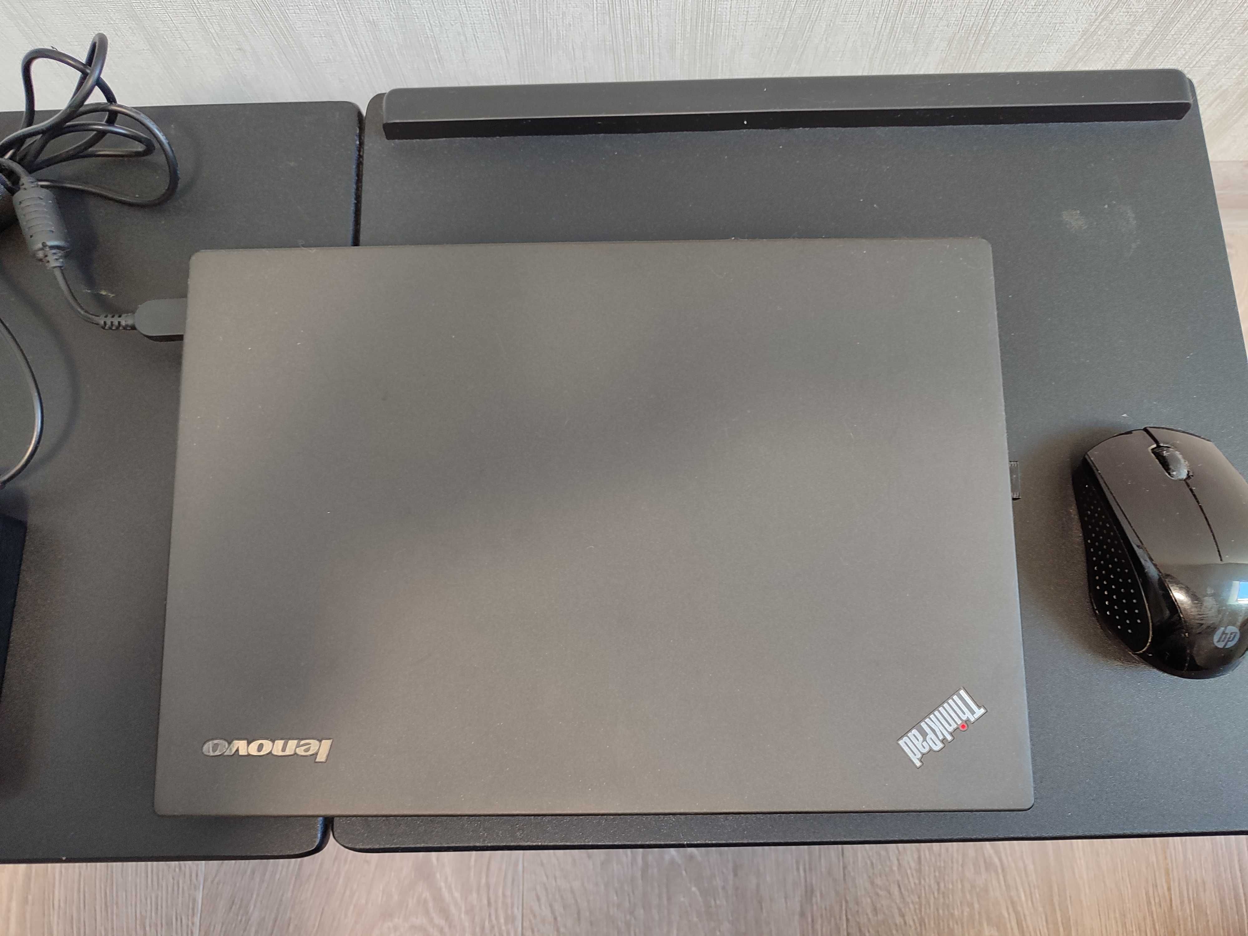 Ноутбук Lenovo ThinkPad X240 з док-станцією Lenovo ThinkPad Basic Dock