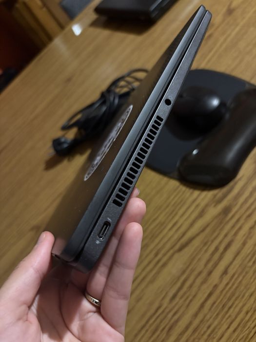 Laptop Dell latitude 7420 i7-1185g7
