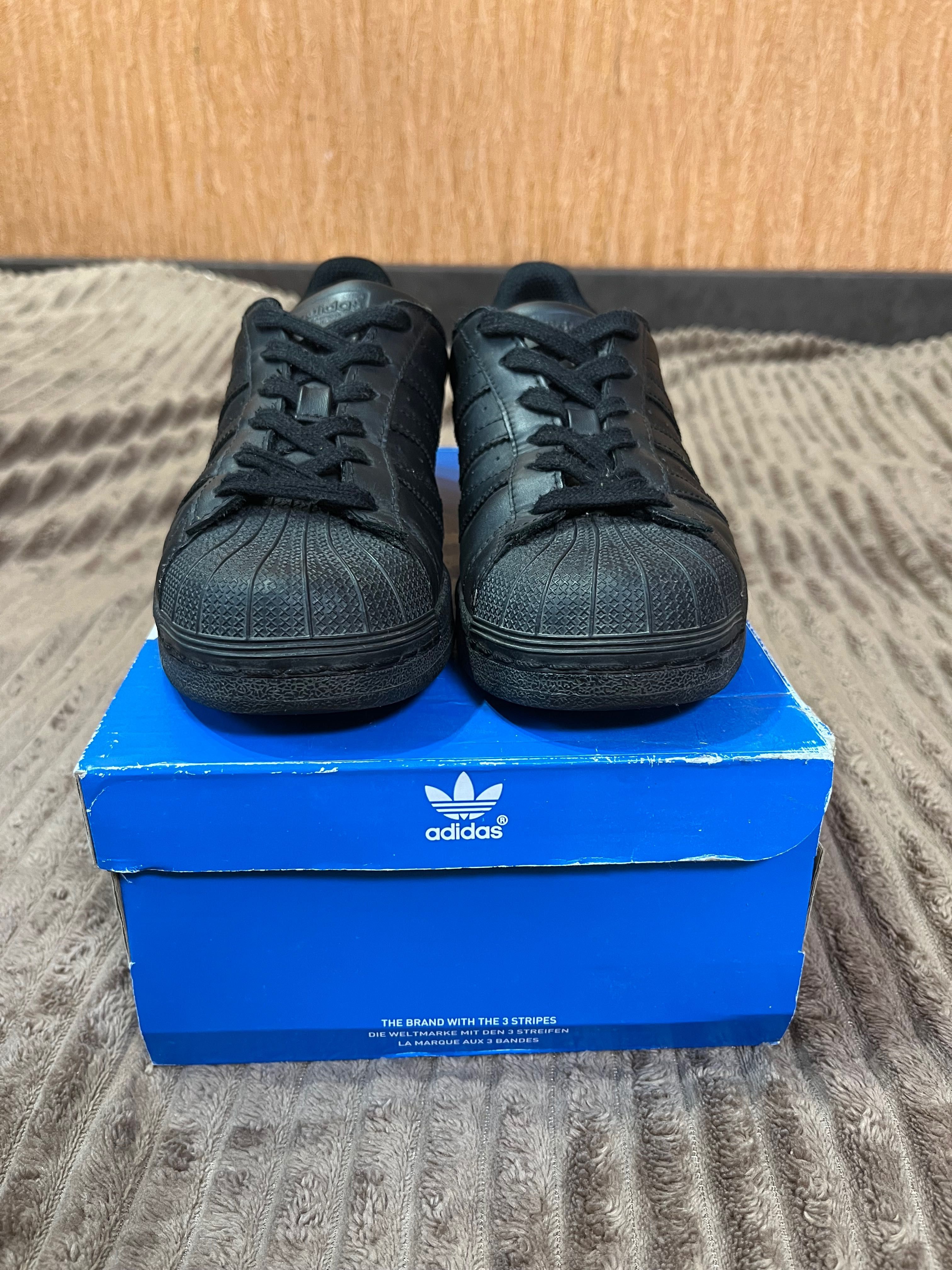 продам женские кеды adidas superstar