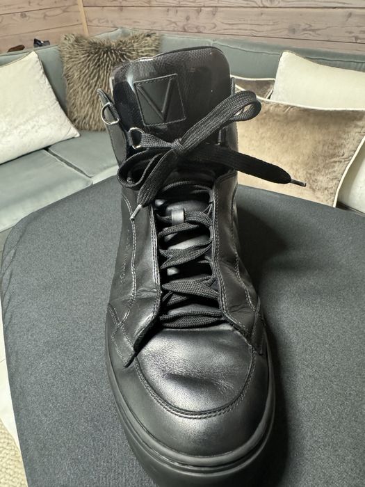 Louis Vuitton черевики Оригінал у чудовому стані. Розмір 8,5 US, 42,5