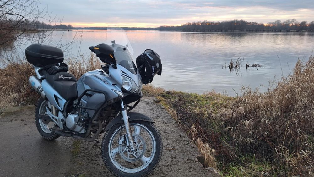 Motocykl Honda Varadero 125 08r